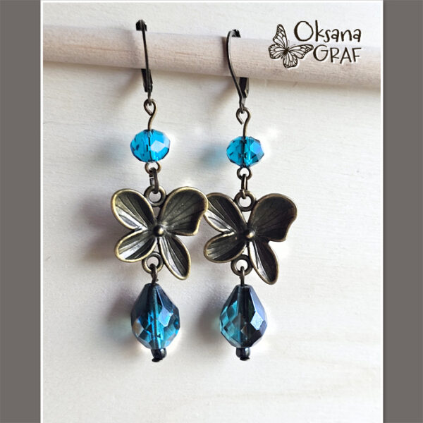 Handmade Antik-Schmuck Set 
kriatall perle und antik Bronze. 